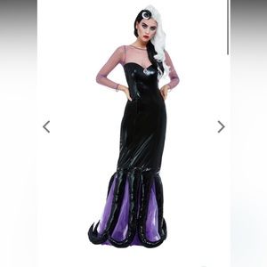 Ursula costume.